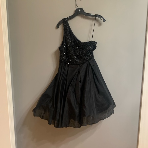 Alice and Olivia